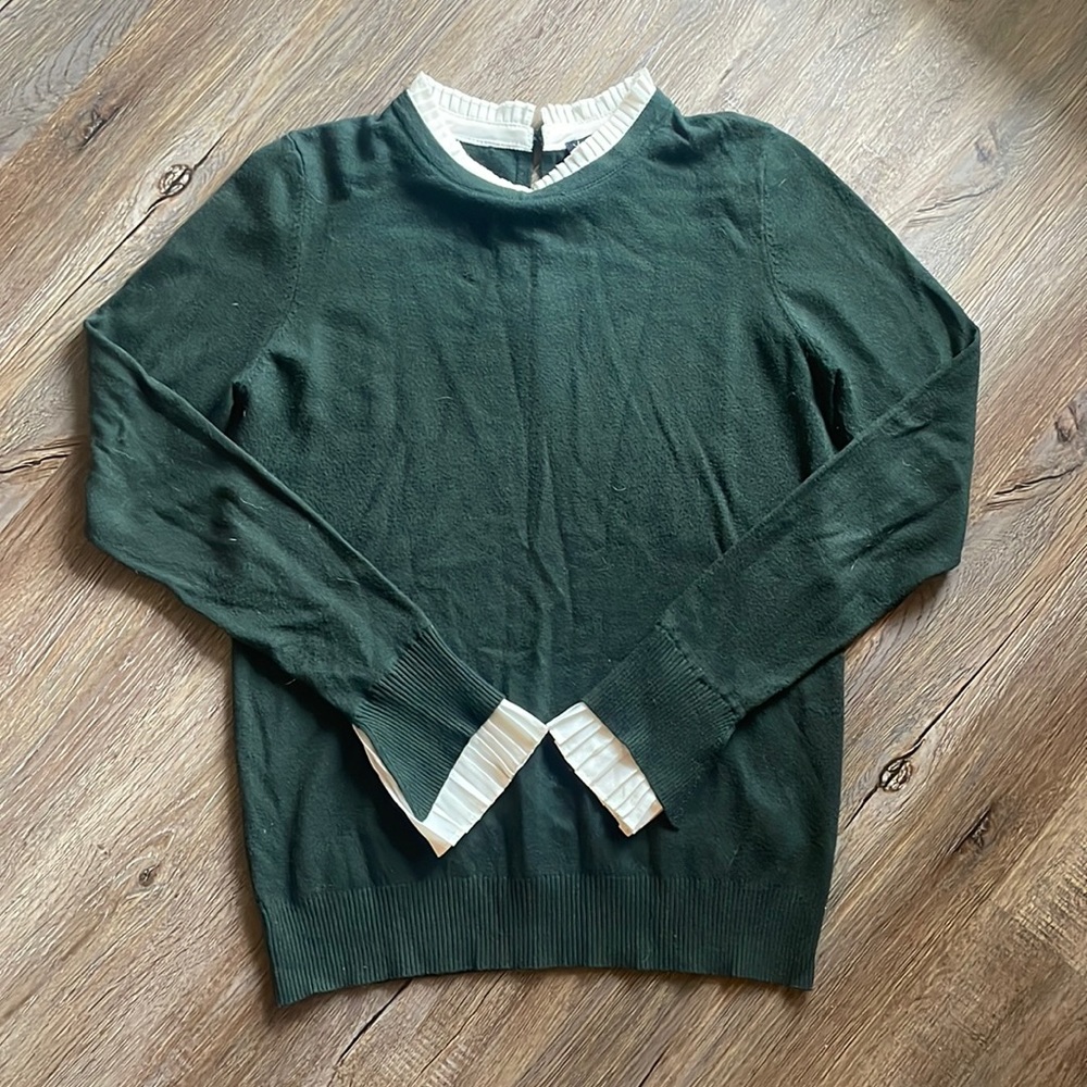 🌿 Vila Milano Green Layered Ruffle Collar Sweater Medium
